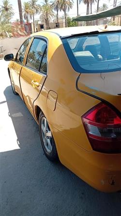 بی وای دی F6
